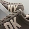 Tenis DKNY Abeni Cafés