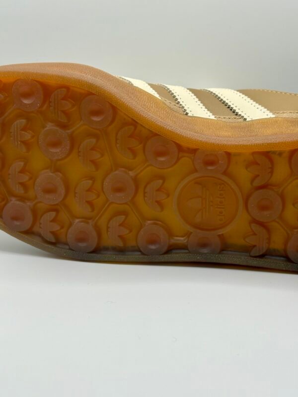 Edición Especial Gazelle Bad Bunny x Messi